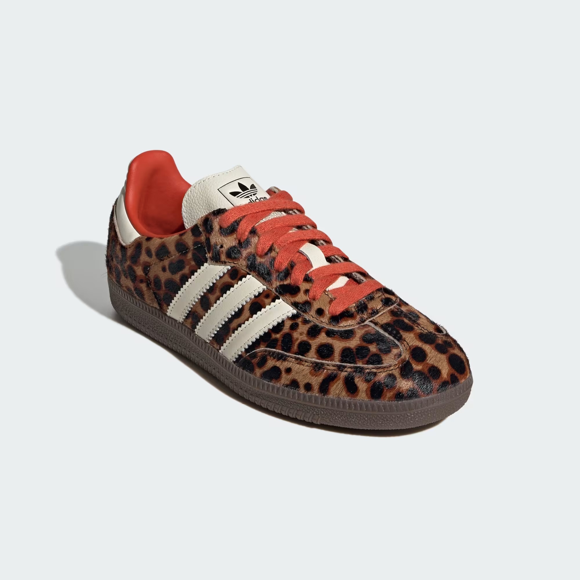imgi_19_Samba_OG_Schoenen_Bruin_JI2734_04_standard